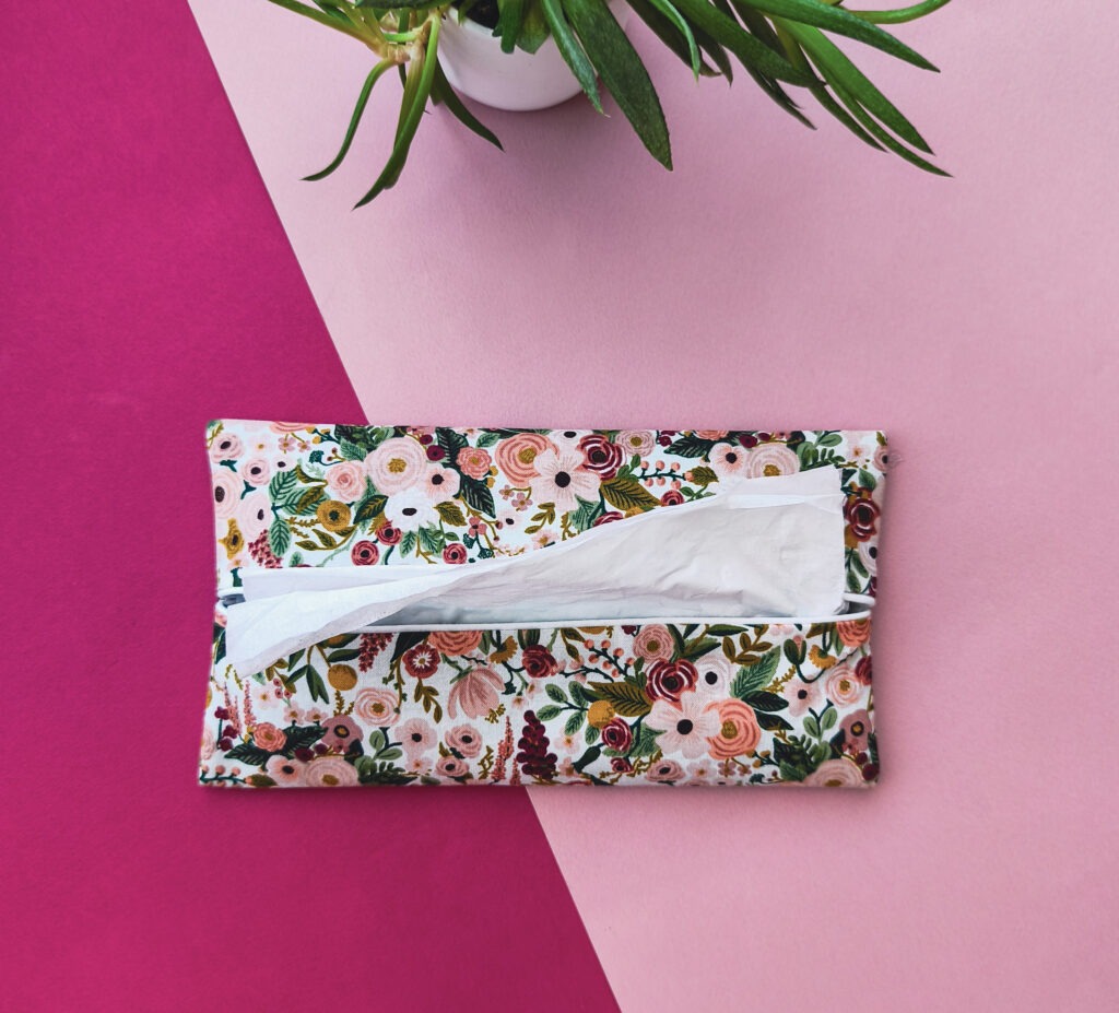 Distributeur de mouchoirs en tissu fleuri Rifle Paper Co